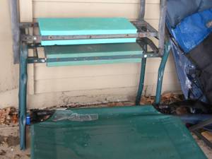 lot 158 image: B-Small dog cot, two garden kneelers