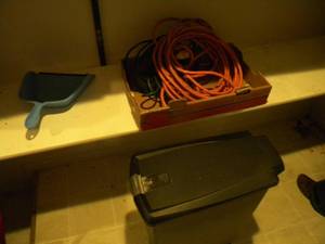 lot 166 image: H-Waste basket, ext cords, broom