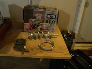 lot 170 image: G- Weston HD Meat grinder & stuffer
