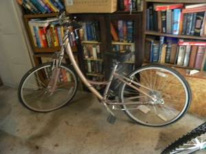 lot 190 image: G-Bike-Silver-27