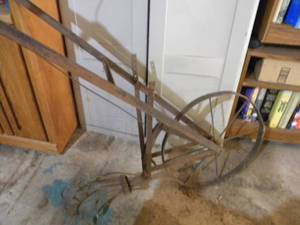 lot 193 image: G-Walk behind cultivator