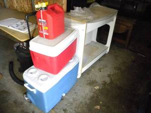 lot 196 image: G-Drop lead cabinet, 2 coolers,gas can
