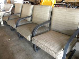 lot 213 image: G-4 Deck Chairs