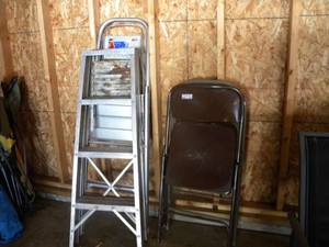 lot 217 image: G-2 Folding chairs and 2 step ladders