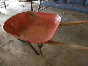 lot 221 image: G-Wheel Barrow-4 cubic foot