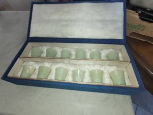 lot 230 image: Blue box of 12 small glasses
