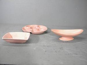 lot 9 image: 3) Red Wing pieces, chip on relish