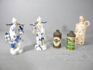 lot 24 image: 2) Figurines, Old beer cans, decantor