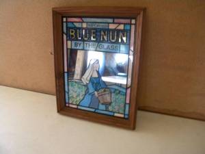 lot 33 image: Blue Nun Mirrored Beer sign 14 x 18 inches