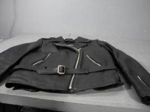 lot 53 image: Womens Harley Jacket 38