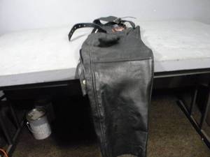 lot 54 image: Large Chaps-Interstate leather