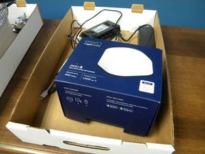 lot 21 image: Eero Dual band Wi Fi Router