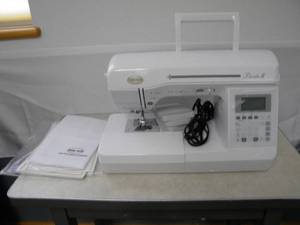 lot 50 image: Presto II Baby Lock Open Arm Sewing Machine