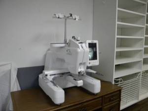 lot 100 image: Baby Lock Alliance Embroidery Sewing Machine