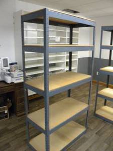lot 114 image: Metal Shelf Unit w5 shelves 3 x 18 x 6 tall