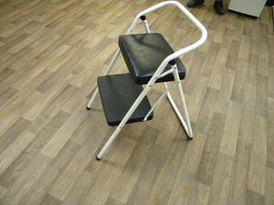 lot 119 image: Cosco step stools with black seat
