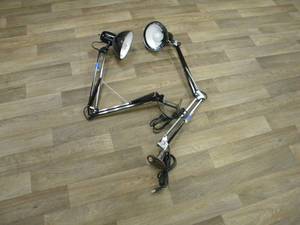 lot 138 image: 2) Adjustable work lights