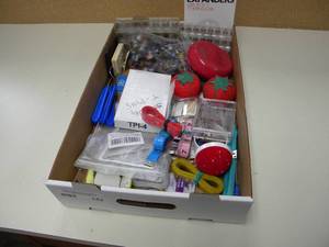 lot 143 image: Flat of pin cushions, rippers, needles & notions