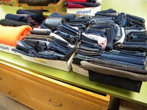 lot 179 image: Denim pieces and polar fleece