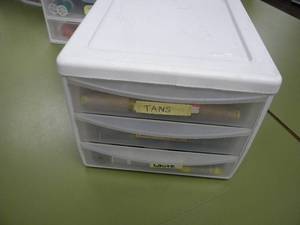 lot 193 image: Three drawers mostly Gutermann thread