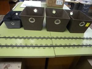 lot 220 image: 2) Pier One Photograph holders & baskets