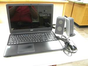 lot 153 image: Acer Laptop Windows 10 RAM 4 GB & speakers