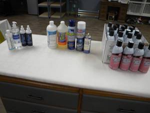 lot 163 image: 19) 15 oz cans Fuller Fabric Finish, & misc items