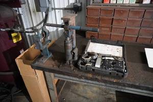 lot 4 image: Crimping Tools for AC Hoses