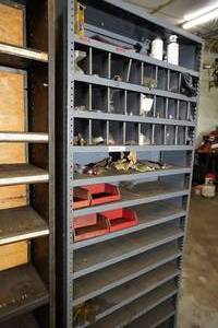 lot 18 image: Fittings & 12 shelf unit