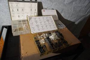 lot 34 image: Radiator service adaptors & plugs 3 boxes