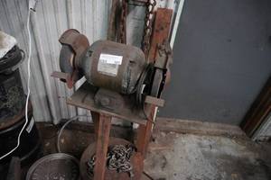 lot 101 image: Bench Grinder with stand