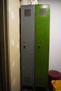 lot 137 image: Two Lyon metal lockers, Grey and Green