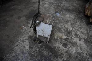 lot 142 image: ATD 8420 250 Amp Battery charger on wheels