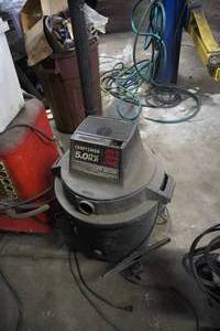 lot 143 image: Craftsman 5 hp Wet Dry vac wnew filter & hose