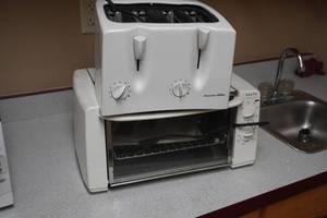 lot 161 image: Krups Toaster Oven & Four slice toaster