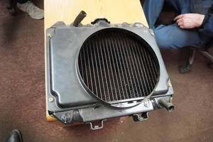 lot 177 image: New radiator core 022000-9360 Possible Kubota