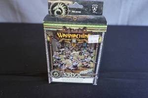 lot 26 image: Warhammer Cryx blighted trollkin unit