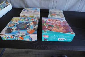 lot 62 image: Family games group