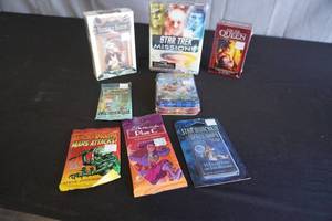 lot 98 image: Games group