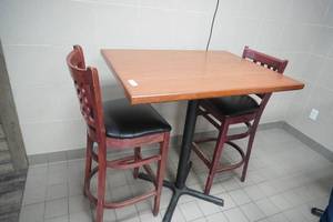 lot 182 image: 30x41x42 tall table with 2 chairs