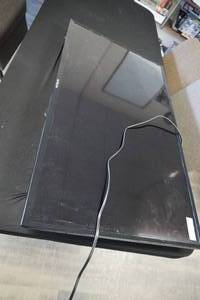 lot 196 image: 42 Hitachi TV