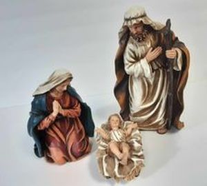 lot 10 image: Nativity Set