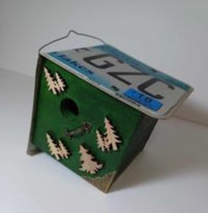 lot 60 image: Green License Plate Bird House