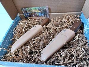 lot 82 image: Set of Handcrafted Knives