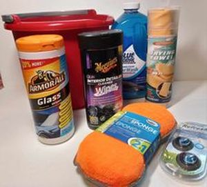 lot 85 image: Car Wash and Detailing Kit