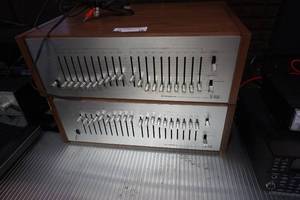 lot 16 image: Two Pioneer Graphic Equalizers SG 9500