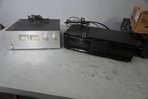 lot 20 image: Scott Dual Auto Reverse DD900 dbl cassette player