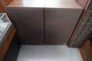 lot 21 image: KEF Small speakers, 9w  x 7 d x  15 t-2 of them