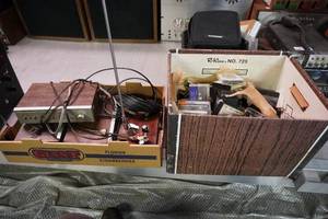 lot 63 image: Realistic Amps, MFJ portable antennae &amp cassettes