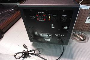 lot 64 image: Infinity Model BU 1 Speaker box
